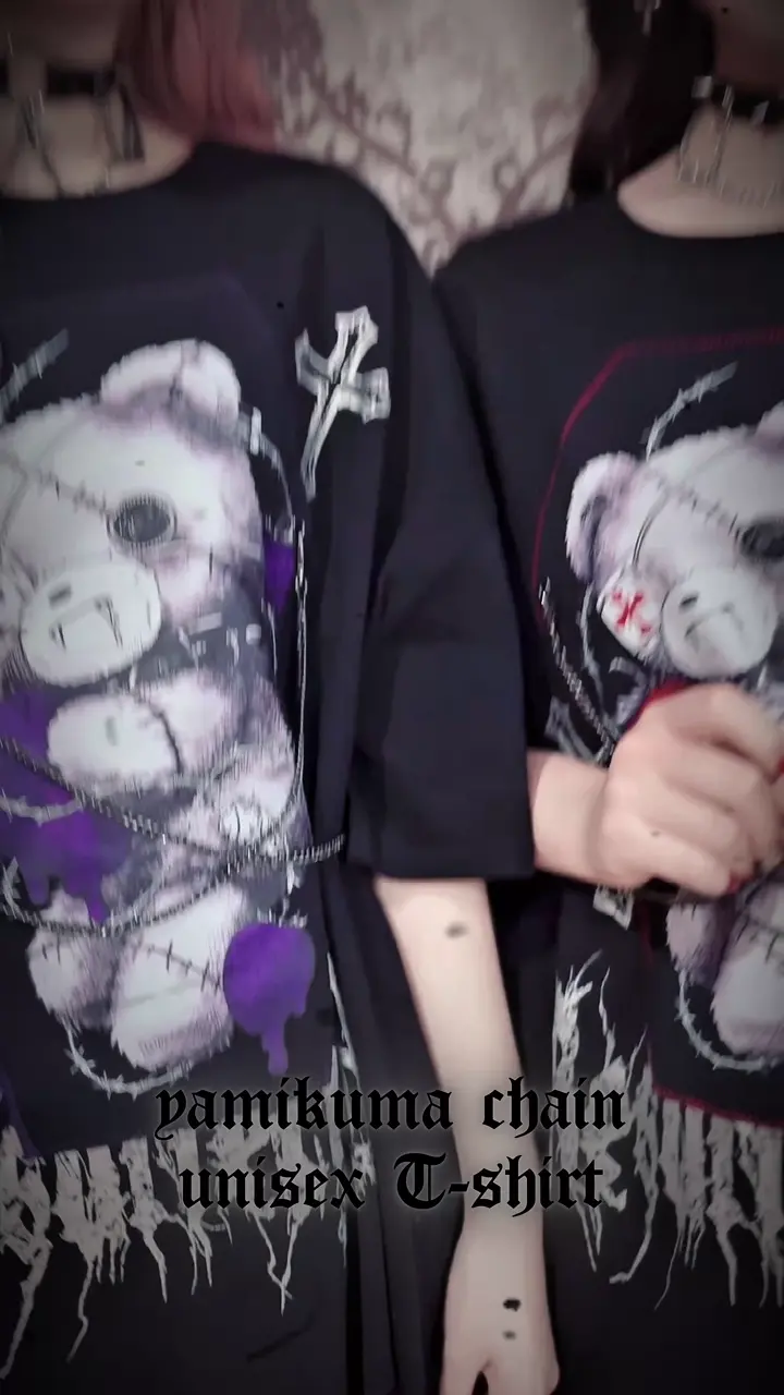 病みくまチェーンユニセックスTシャツ（チュニック｜赤・紫・青
