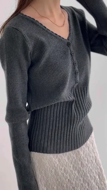 RE ARRIVAL】scallop v neck design knit / charcoal amel