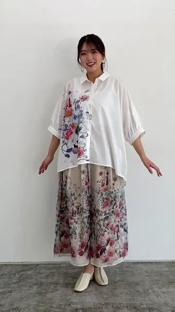 【未使用品】 Flower Large Scarf アイボリー おねコラボ 10月11日(月)よりWEBショップにて、ステーショナリーアイテム