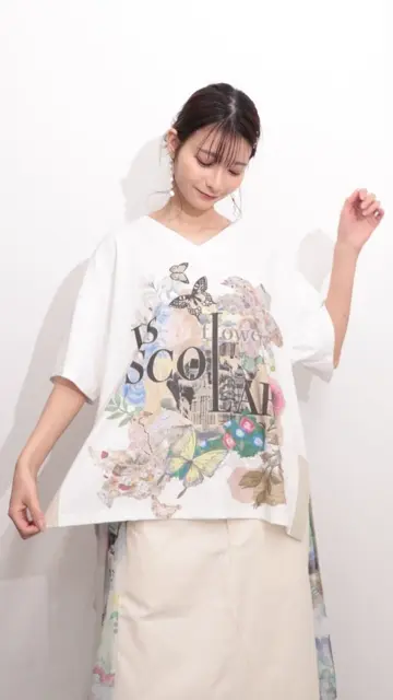新製品情報も満載 552225：ロゴ花蝶柄 スリット入りTシャツの通販-ScoLar トップス