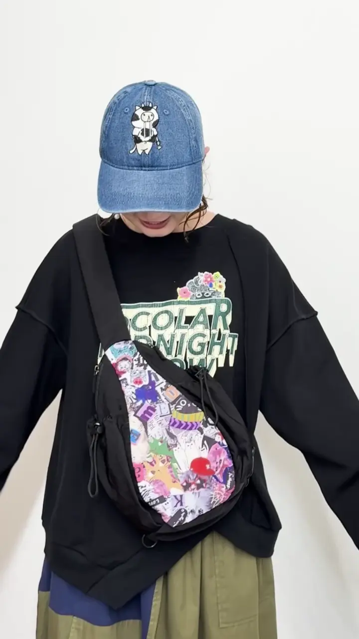 BURBERRY ボトルキャップ刺繍デニムジャケット 52 BURBERRY ボトルキャップ刺繍デニムジャケット 52 新品未使用