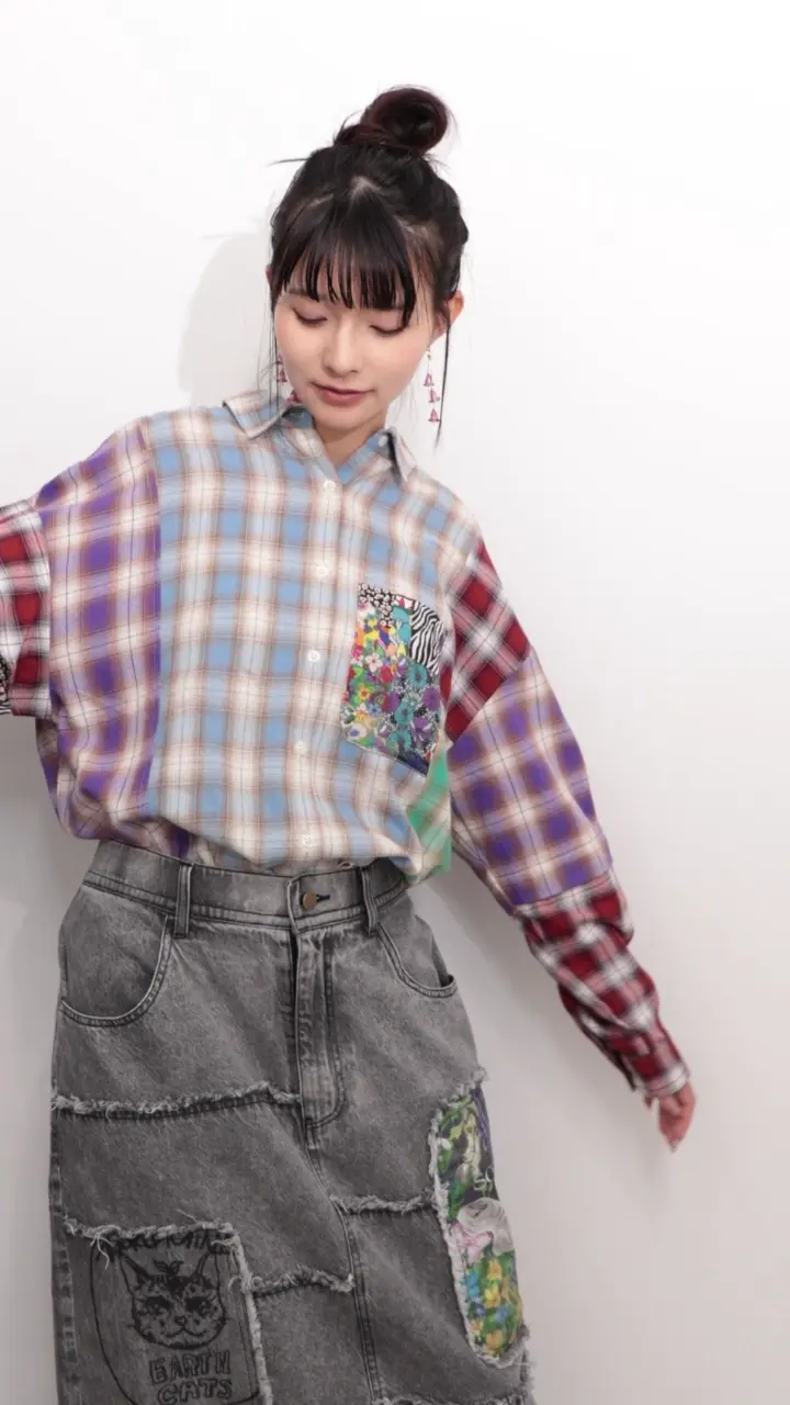 スカラー scolar 153687：チェックと総柄のアシメパッチワークシャツ