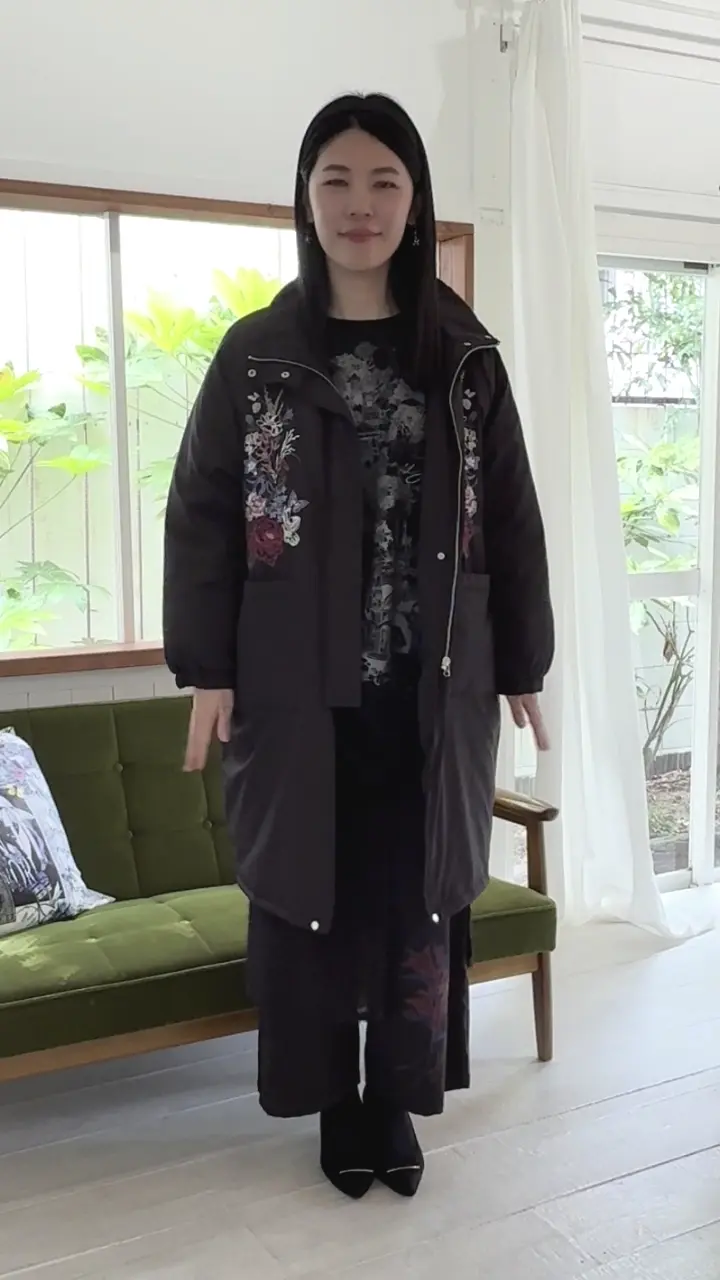☆総刺繍　バラ　花柄　トレンチコート　中国刺繍　総柄　高級　シルク マルチカラー 花柄刺繍ドレス ホワイト | Sharon Style Online