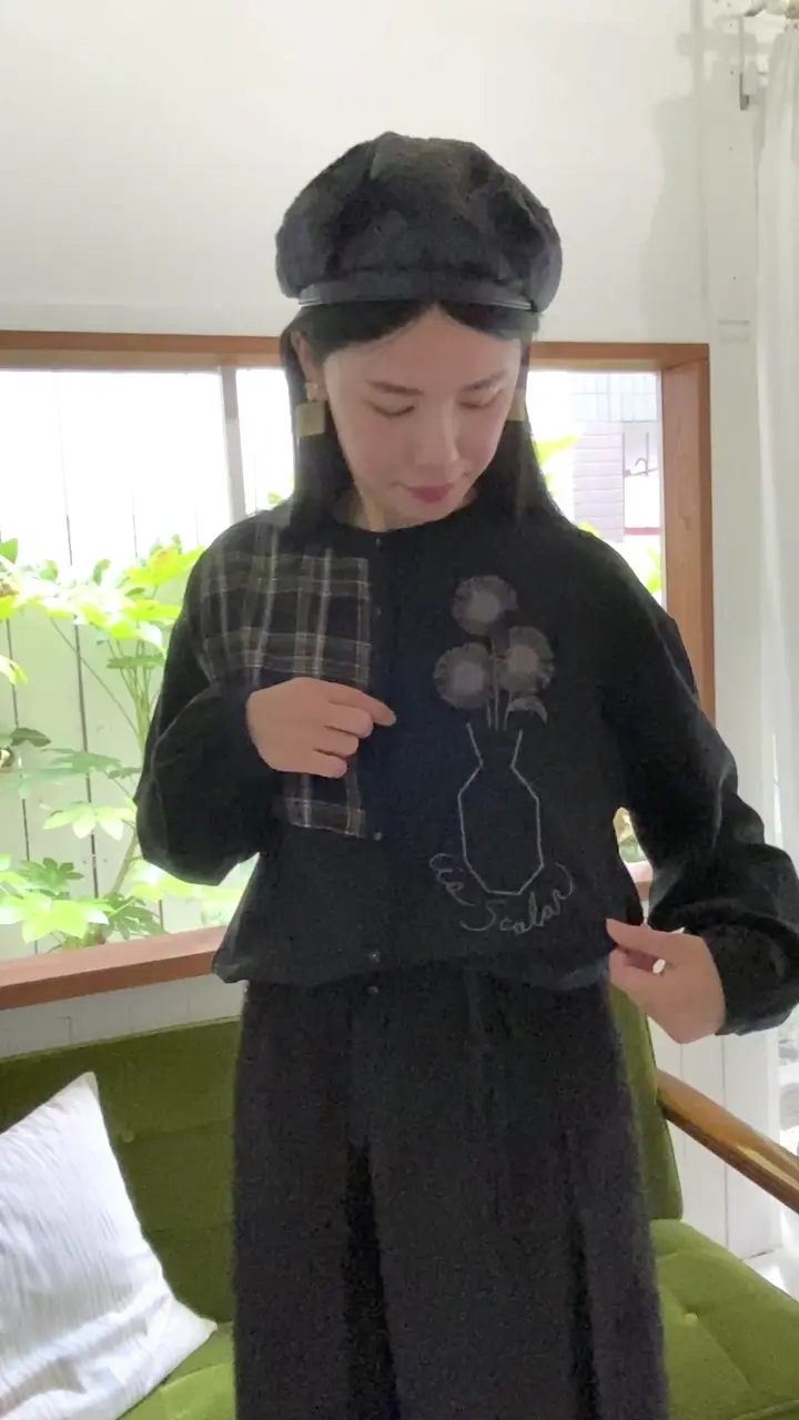 花柄刺繍 ノーカラージャケット 黒 ザラウーマン ZARA WOMAN ジャケット ブルゾン 花柄 刺繍 ジップ