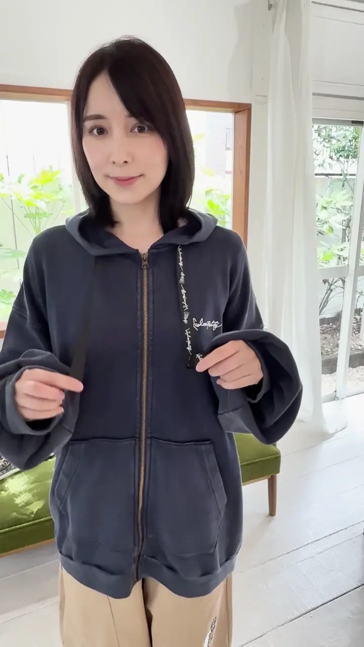 353119：落書き風裏毛スノーウォッシュパーカーの通販-ScoLar