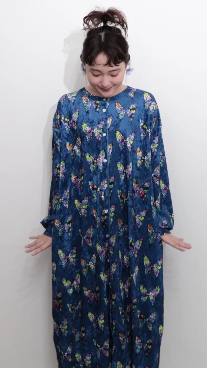 153759：アニマル×蝶柄 前開きクラッシュベロアワンピースの通販-ScoLar