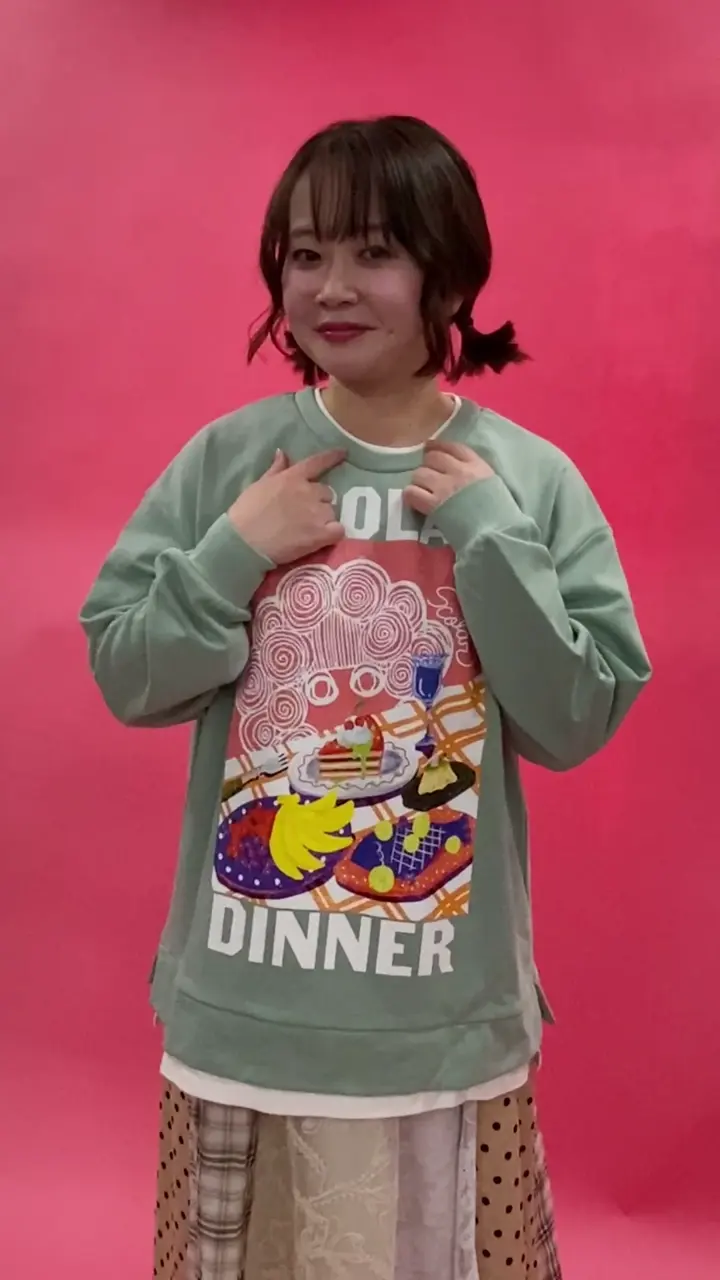 161610：スカラーちゃんの夕食柄レイヤード風配色プルオーバーの通販