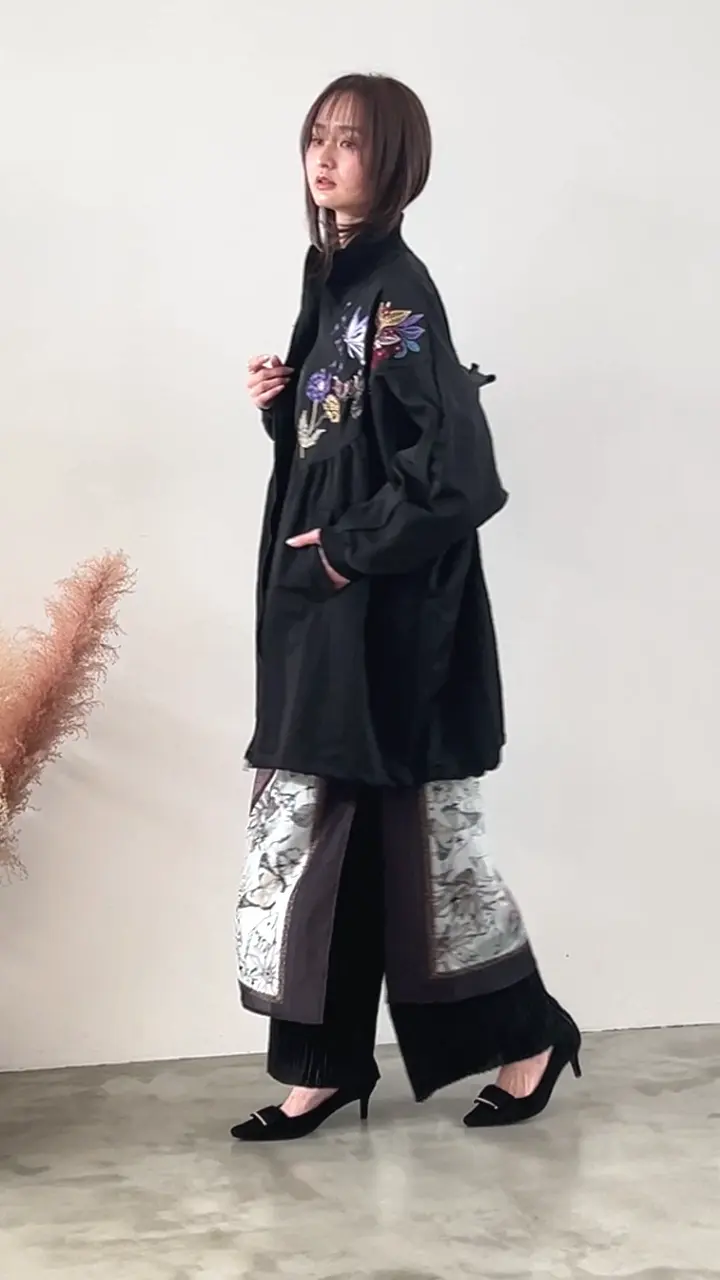 AS ☆様　極美品　トロア　レース　刺繍おりぼんブルゾン 561206：リボン×花刺繍ドルマンスリーブブルゾンの通販-ScoLar