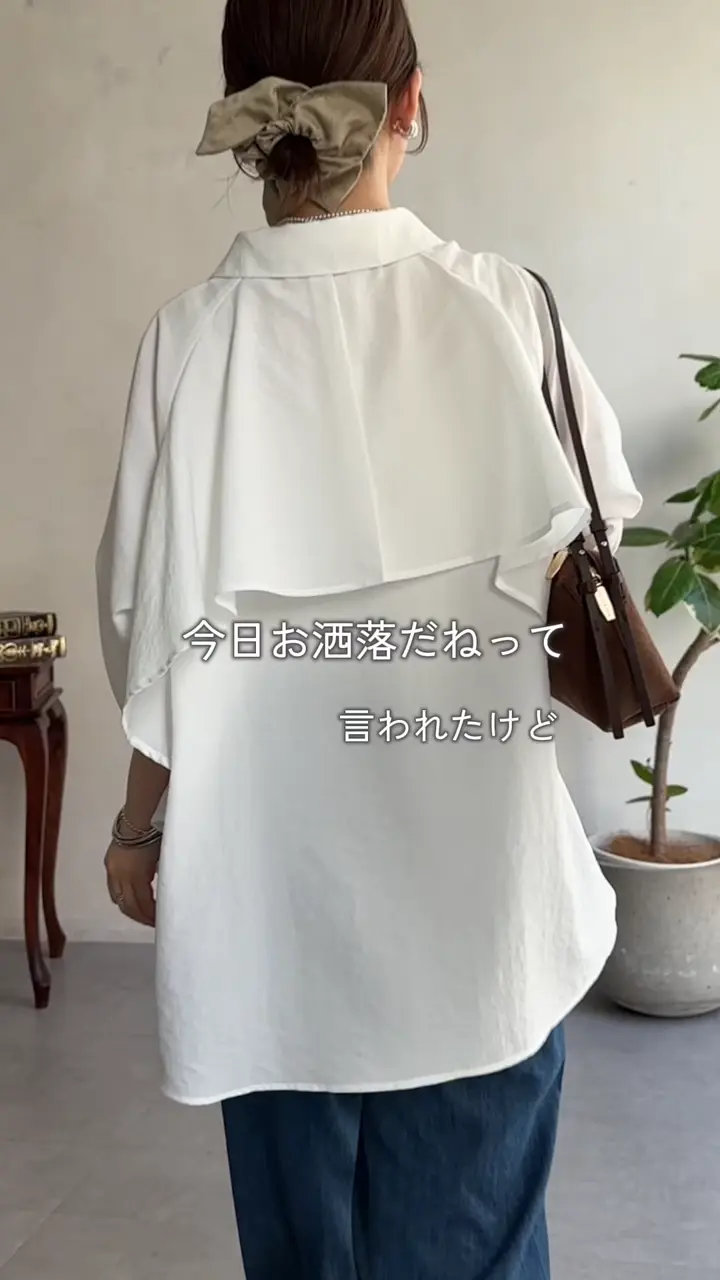 甘くないフリルシャツ】麻調バックフリルブラウス | un dix cors