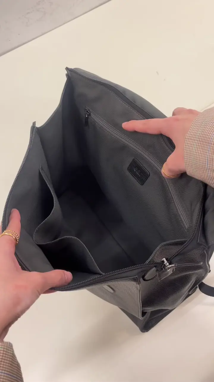 本革/A4サイズ対応》レザーフラップリュック | ear PAPILLONNER(イア