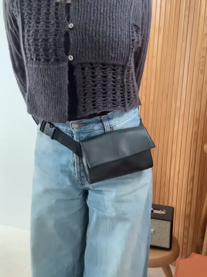 インフルエンサーuchida企画/本革》ミニワイドテープショルダーバッグ