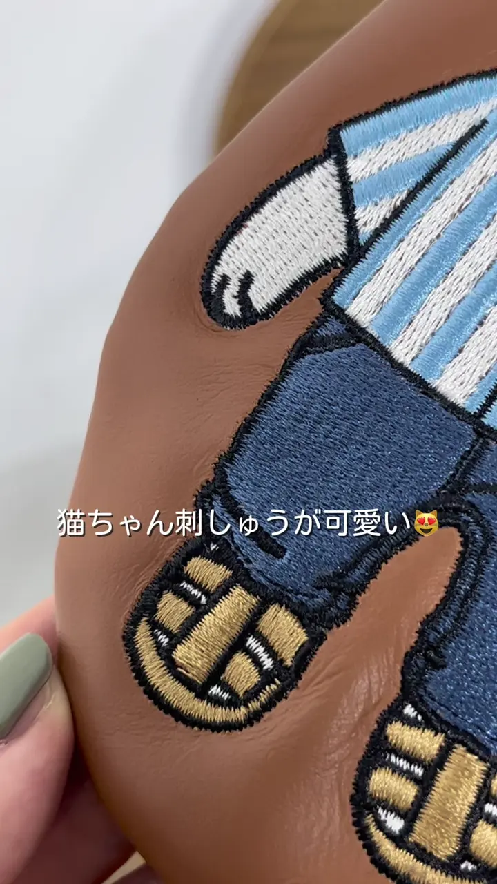 本革》sampo×earコラボ ステッカーマニア レザーケース/バッグチャーム