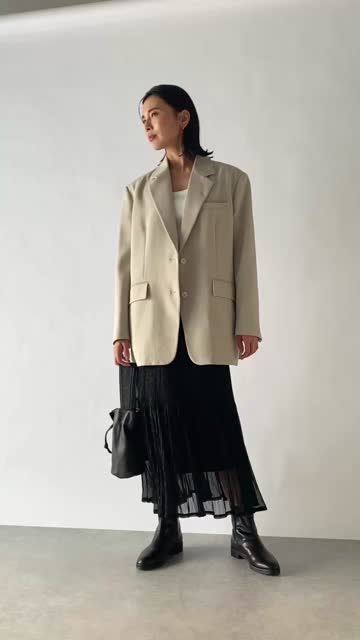 WEB限定・足元を華やかに演出】ラメプリーツロングスカート