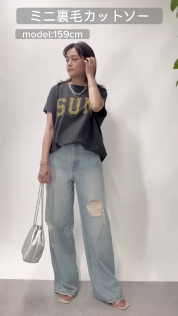極美品☆リヴドロワ 【ゆったりシルエットが魅力】ミニ裏毛ロゴカットソー ロゴがポイント】ミニ裏毛Tシャツ | RIVE DROITE(リヴドロワ