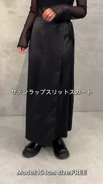 Lui's FEMME ルイス サテンマーメイドスカート ブラック Lui's（ルイス）の「ホイルサテンマーメイドSK（スカート）」 - WEAR