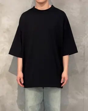 【完売品】Jent Louis ブラック Tシャツ ストーン装飾Ｌsize JULIUS - 【25SS】アーティスティック プリント Tシャツ / COTTON SZ