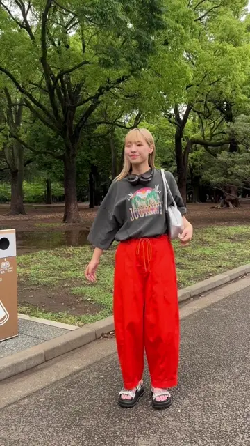 ユニセックス】オーバーサイズピグメント加工Tシャツ
