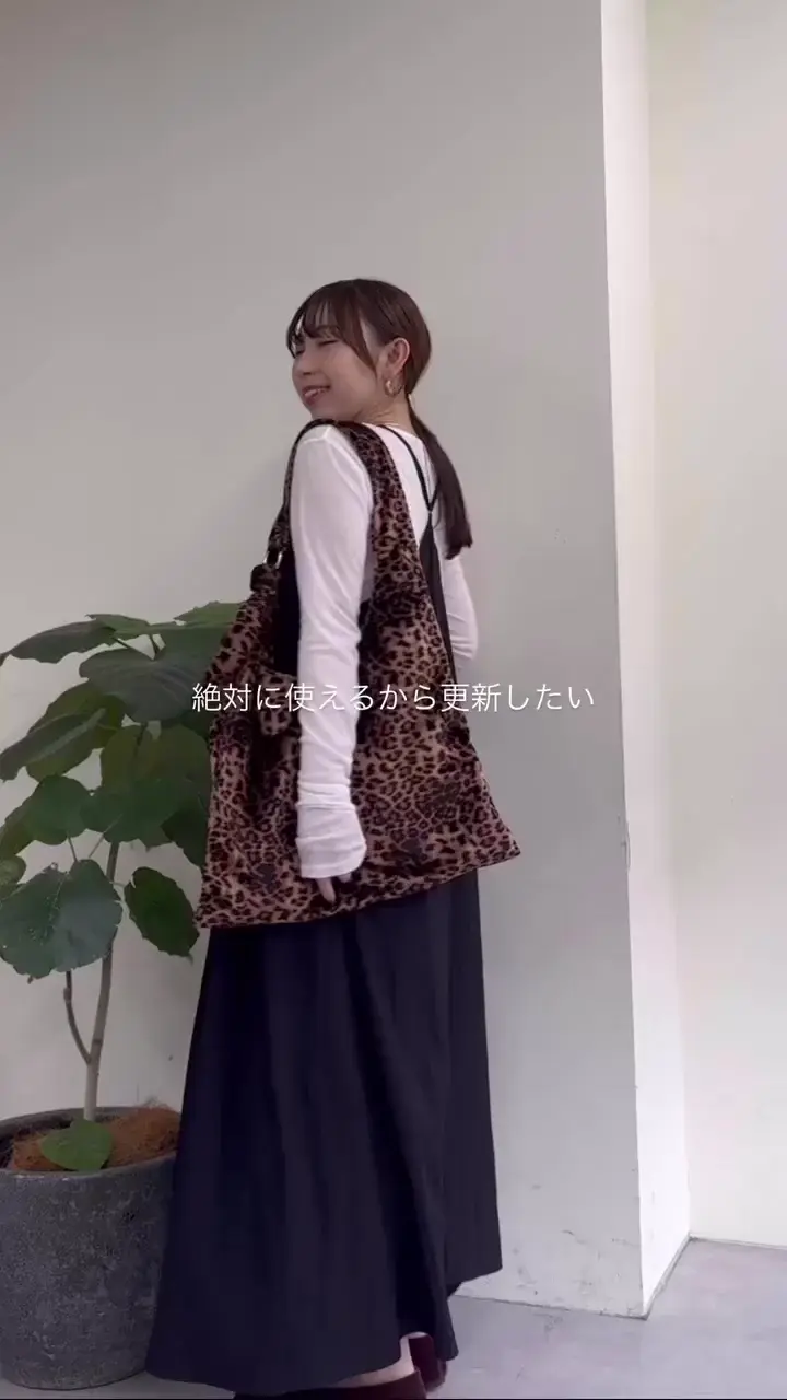 万能ワンピース】【オールシーズン活躍】ディープVキャミワンピース