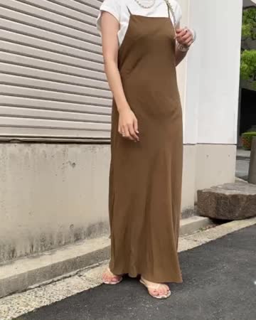 一部WEB限定カラー】バッククロスキャミワンピース | DOUDOU