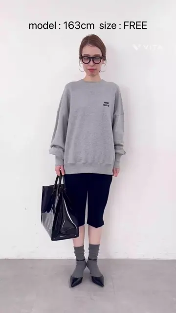 美品ウィムガゼット23SSゆったりスクエア天竺プルオーバー♪ スウェットVネックプルオーバー2 | Whim Gazette(ウィム