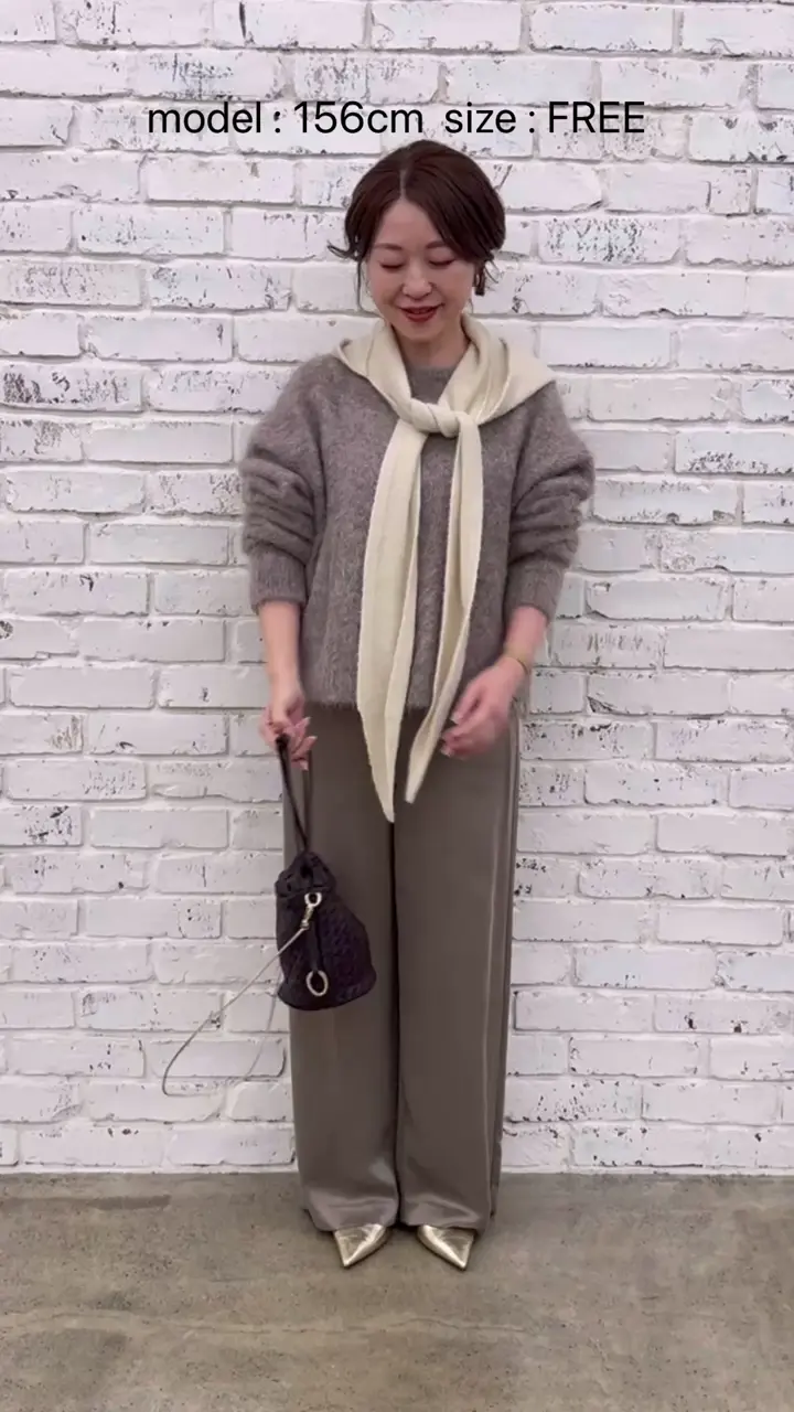 スーリーアルパカクルーネックプルオーバー | Whim Gazette(ウィム