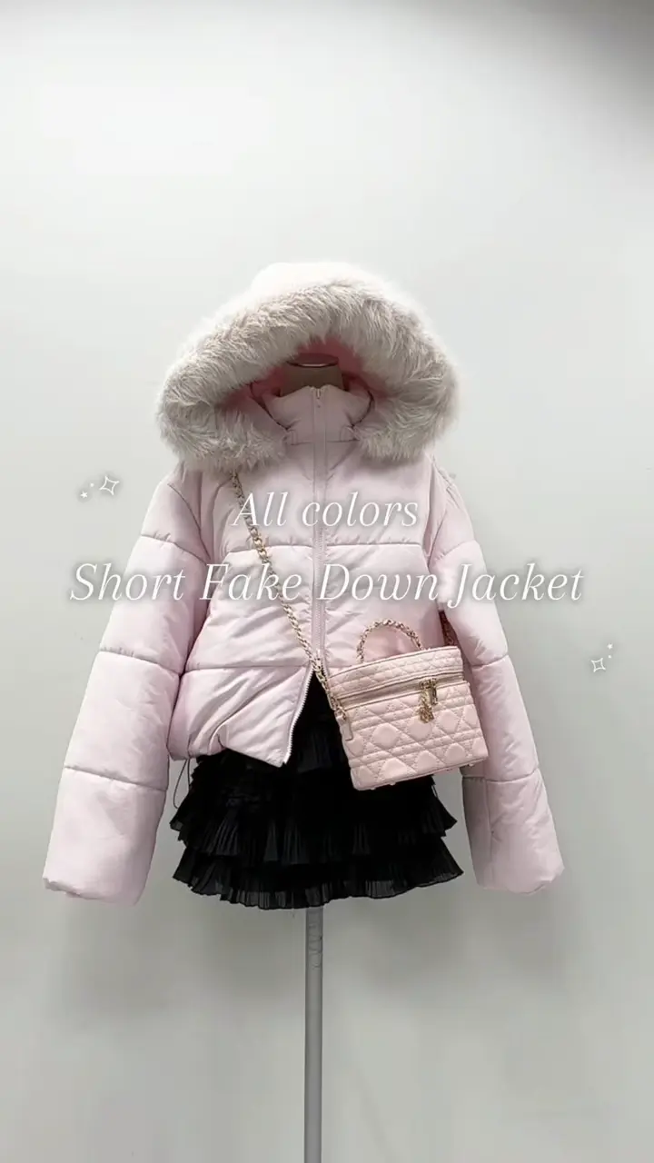 今すぐお届け》ファー付きショートフェイクダウン | one after another