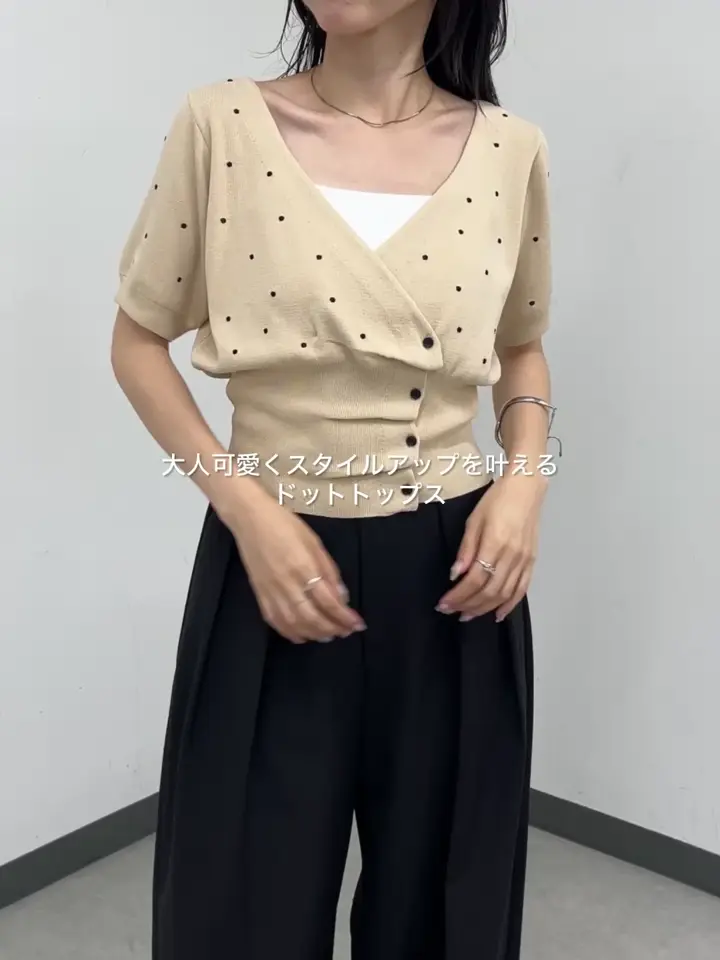 【7月17日に出品停止】カプリシュレマージュ　ドットフリルボタンニット ドットフリルボタンニット | CAPRICIEUX LE'MAGE(カプリシュレマージュ