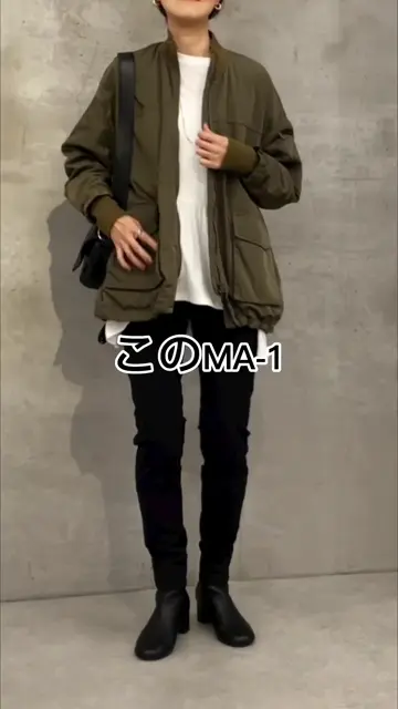 BEARDSLEY フレアMA-1ブルゾン　カーキ　ビアズリー BEARDSLEY（ビアズリー）の「フレアMA-1ブルゾン（MA-1）」 - WEAR