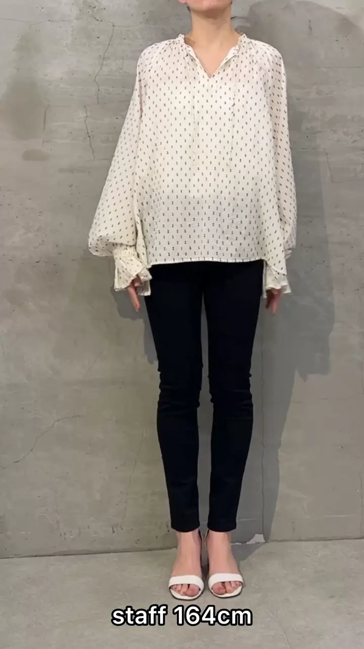 スモールカットジャガードブラウス | BEARDSLEY(ビアズリー)レディース