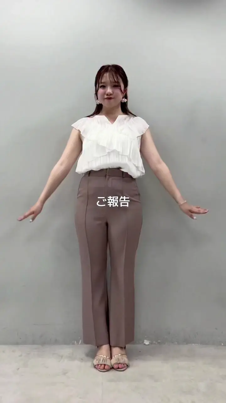 canami〉金釦カットジョーゼットタックワイドパンツ | natural couture