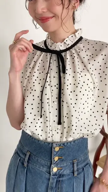ドットフリルリボンフレンチブラウス | La boutique BonBon(ラブ