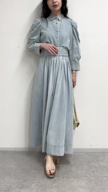 La boutique BonBonラブティックボンボン デニムパワショルシャツ La boutique BonBon（ラブティックボンボン）の「【セットアップ