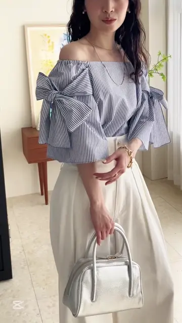 新色追加】リボンフレアスリーブブラウス | La boutique BonBon