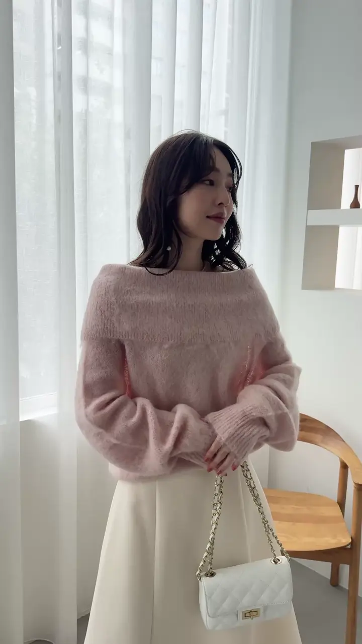 最強モテニット】オフショルシャギーニット | La boutique BonBon(ラブ