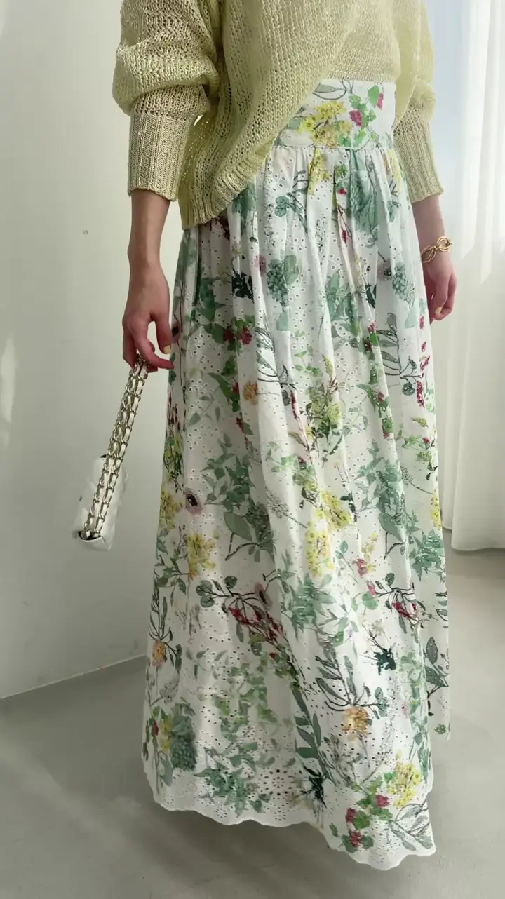 着映えスカート】エンブロイダリーフラワープリントスカート | La