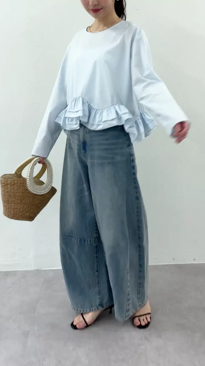 オケージョン対応・360°カワイイ】ランダムヘムペプラムブラウス | La