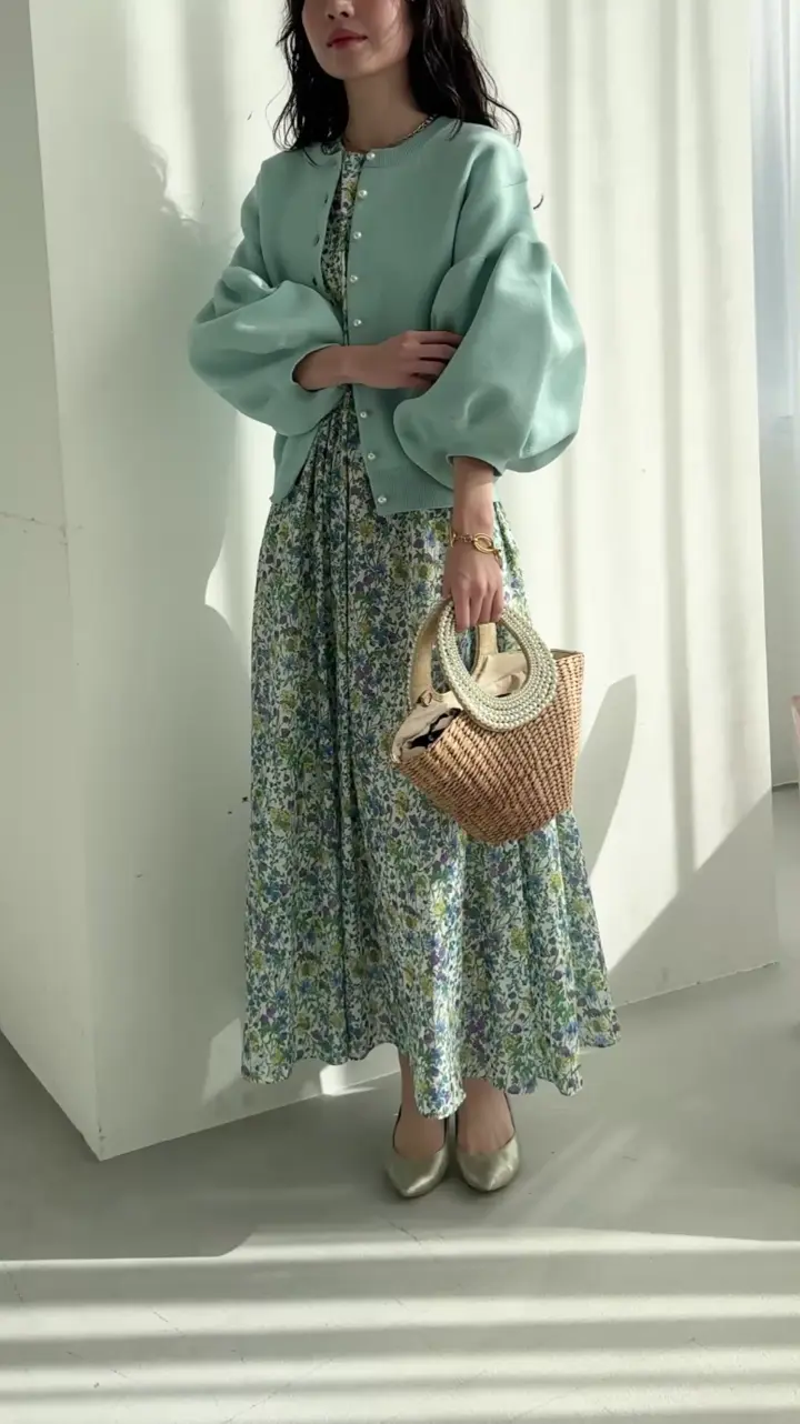 【新品タグ付き】お袖ぽわんパールニットカーディガン　ピンク La boutique BonBon｜【今すぐお届け!・名品】お袖ぽわんパールニット