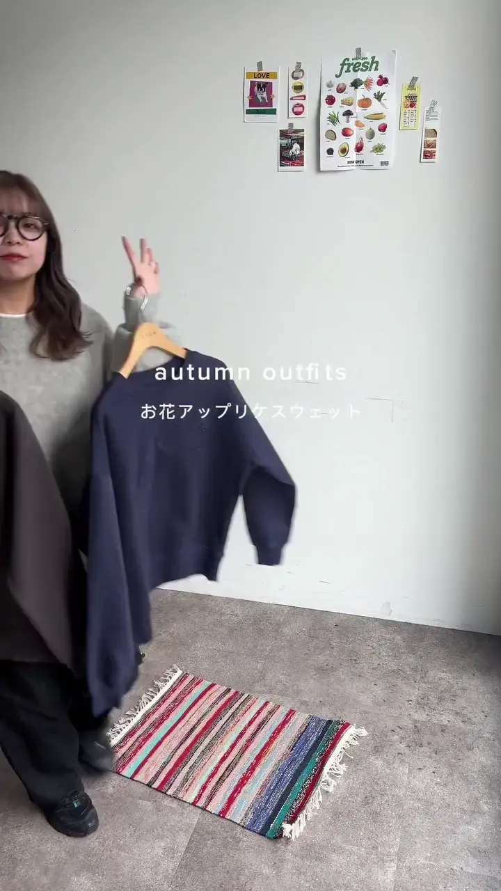 裏起毛お花アップリケスウェット | CPCM(シーピーシーエム)レディース