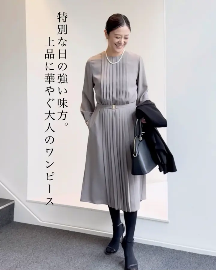 自由区 【大好評アイテム・新色追加・特別な日にも安心・きちんと見えて楽】ライトサテン ワンピース 
