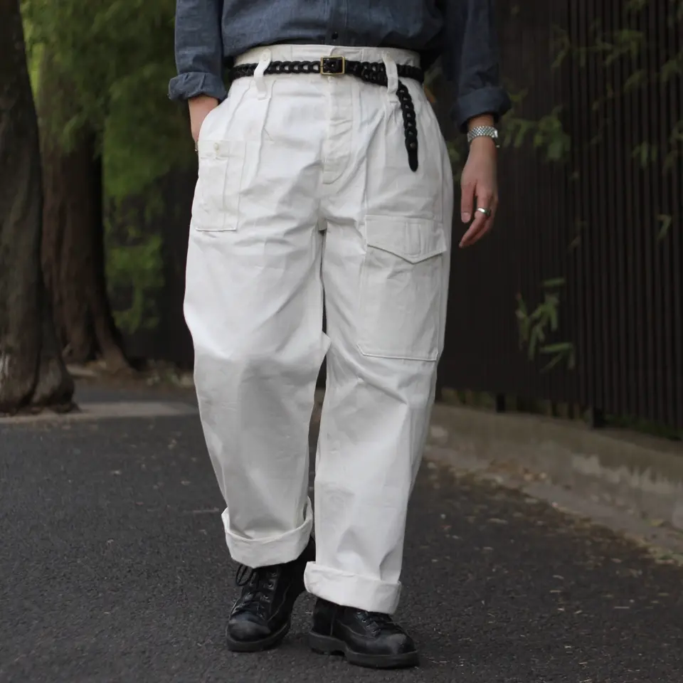 迫力のあるホワイトデニム》BRITISH ARMY PANT - WHITE DENIM