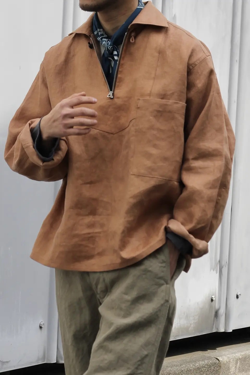 時を重ねて完成する、柿渋染めの魅力》KAKISHIBU LINEN