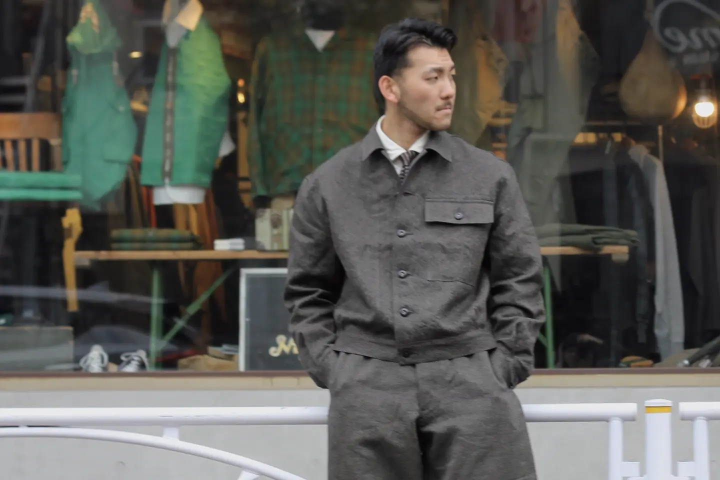 ナイジェルケーボン独自のレシピ》FRENCH WORK × BLACK CHAMBRAY