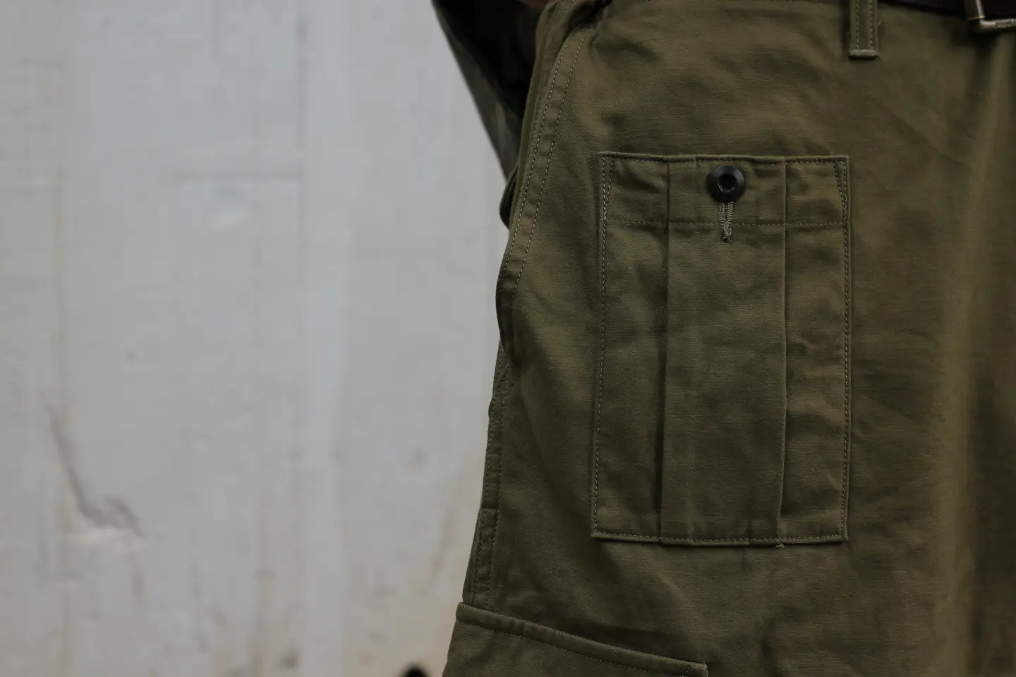 名作の軍パンショーツ》ARMY CARGO SHORT
