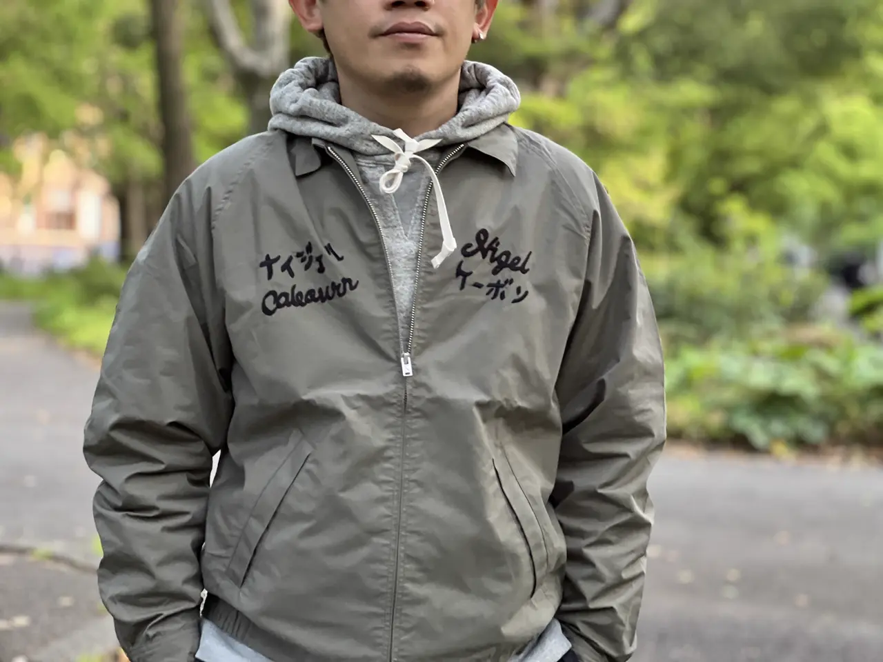 この時季に羽織りやすいジャケットを》SOUVENIR JACKET C/N WEATHER