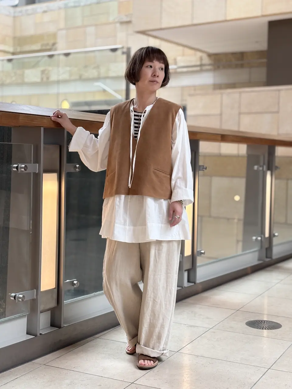 着るだけで上品に》SHEEP SUEDE VEST