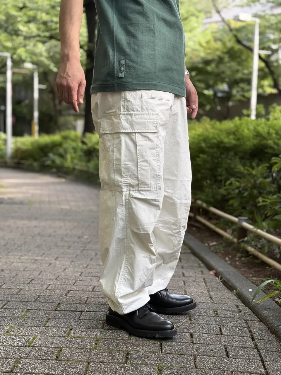 タフさと軽快さを兼ね備えた名作パンツ》 ARMY CARGO PANT - RIPSTOP