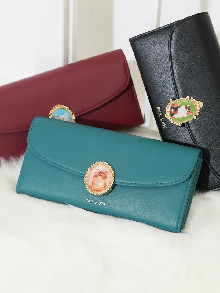 ポールアンドジョーアクセソワ 長財布 かぶせ キャットブローチ