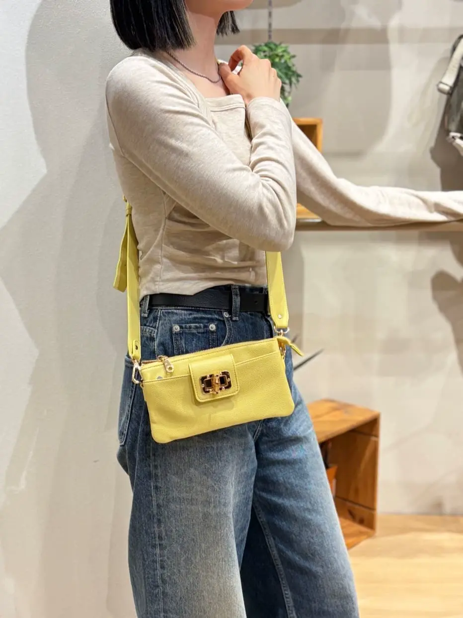 ＊wasabi様リクエスト品＊ロラライハリス♡カーキブラウンベロアショルダー wasabi様リクエスト品＊ロラライハリス♡カーキブラウンベロア