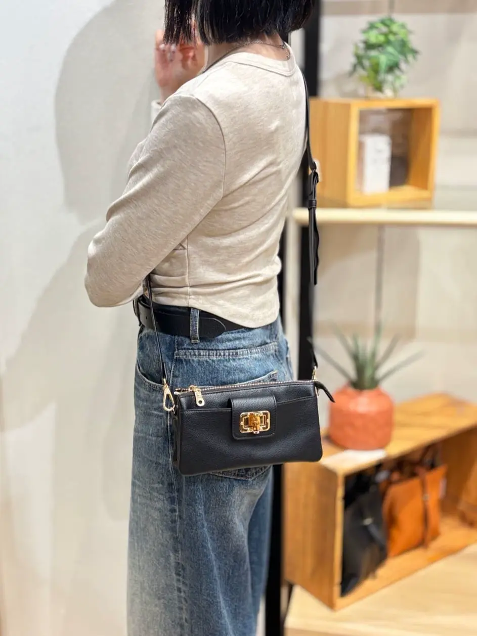 ＊wasabi様リクエスト品＊ロラライハリス♡カーキブラウンベロアショルダー wasabi様リクエスト品＊ロラライハリス♡カーキブラウンベロア