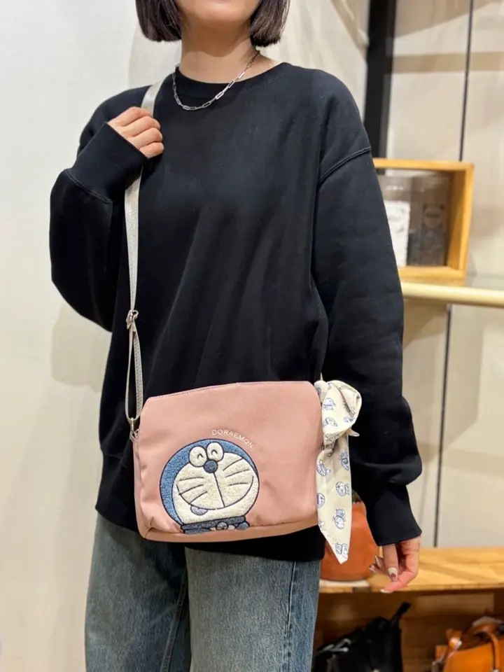 ドラえもん サロン ド ルヴァン ショルダーバッグ レディース